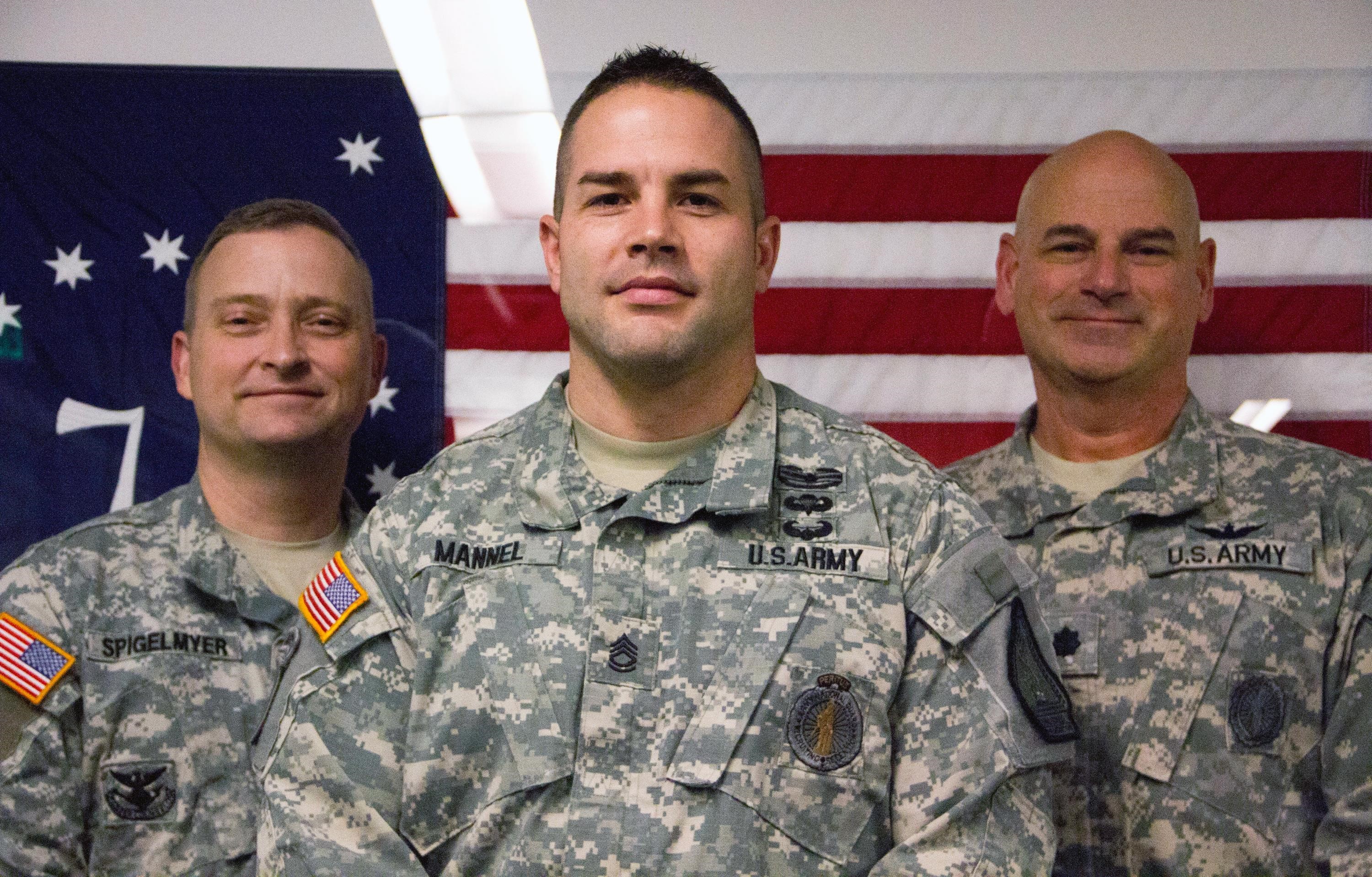 Wisconsin Army National Guard Recruiter Named Nation S Best National Guard Article View