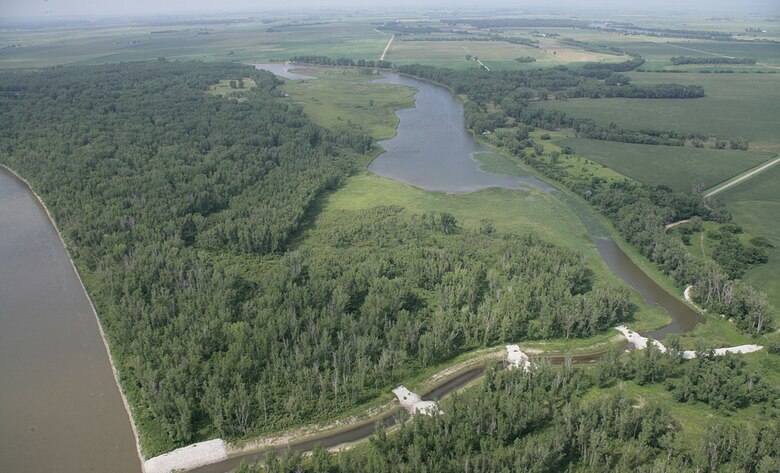 A proposed project will restore shallow water habitat at Middle Decatur Bend, located in Burt County, Neb., located along the left descending bank of the Missouri River between river miles 689.3 – 688.5.