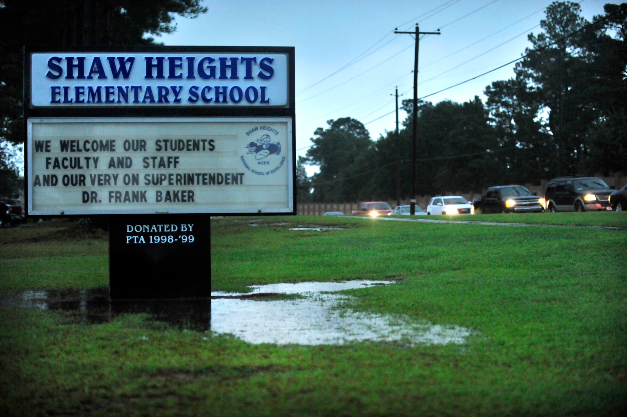 A line of cars wait for traffic to move in front of Shaw Heights Elementary School at Shaw Air Force Base, S.C., Aug. 19, 2013.  More than 1,000 students attend school between both schools on base, Shaw Heights and High Hills Elementary.  (U.S. Air Force photo by Airman 1st Class Jensen Stidham/released)