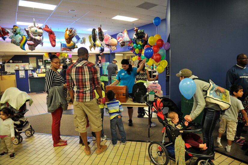 673d Force Support Squadron Provides The Annual Back To School Bash Joint Base Elmendorf Richardson Articles