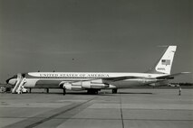 President John F. Kennedy disembarks Boeing VC-137C SAM 26000 (Air Force One). (U.S. Air Force photo)