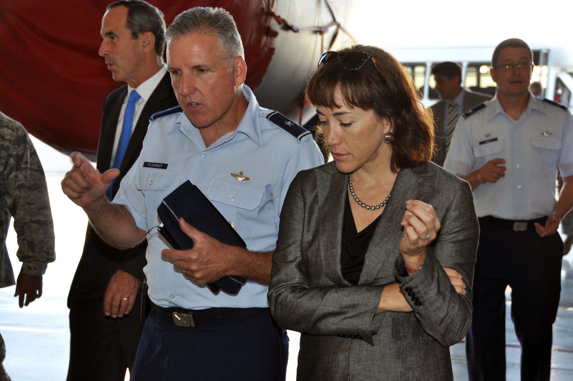 Brigadier Gen. John C. Flournoy, Commander, Headquarters Air Reserve Personnel Center, speaks with Dr. Janine A. Davidson, a member of the National Commission on the Structure of the Air Force.  The commission met with reservists, guardsmen and active duty members here to get input and perspectives from Airmen in the field on how best to shape the future force. (U.S. Air Force photo/Senior Airman Mark Hybers)