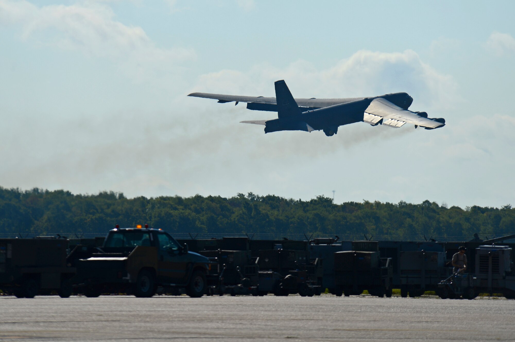 A B-52H Stratofortress takes off from Barksdale Air Force Base, La., Aug. 26, 2013. Barksdale aviators, maintainers and B-52s deployed to Anderson AFB, Guam, demonstrating continuing U.S. commitment to stability and secuirty in the Asia-Pacific region. (U.S. Air Force photo/Senior Airman Micaiah Anthony)

