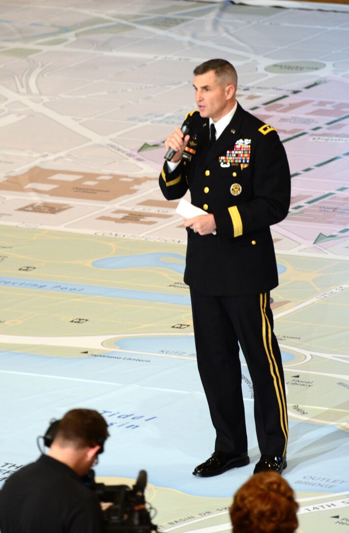 U.S. Army Maj. Gen. Michael S. Linnington, commanding general of Joint Task Force-National Capitol Region, gives opening remarks during a map exercise at the D.C. Armory on Dec. 12, 2012.