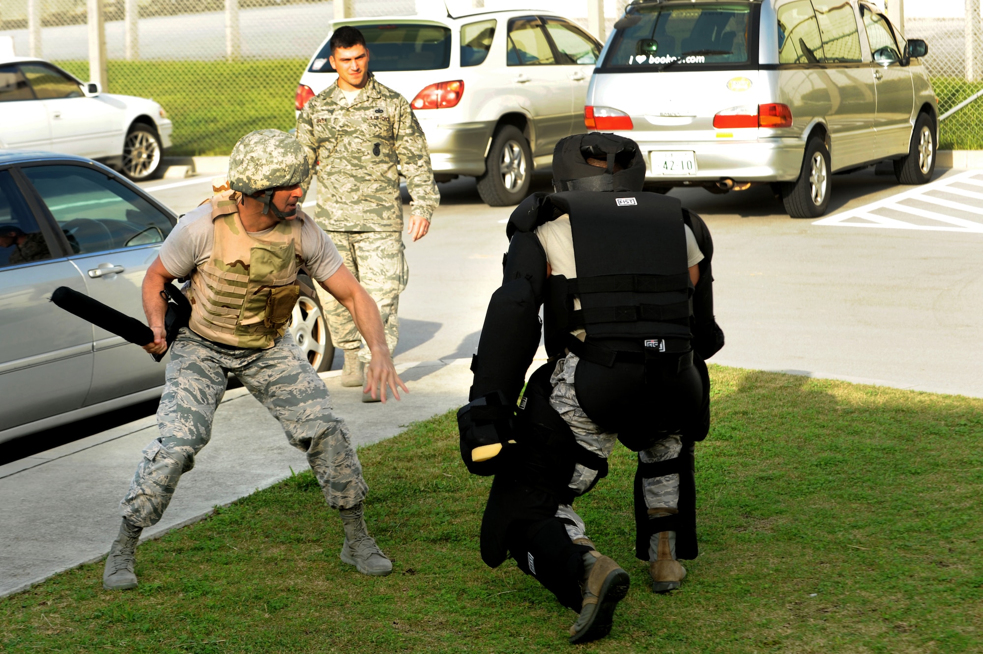 Kadena leaders take aim during turkey shoot > Kadena Air Base > Article ...