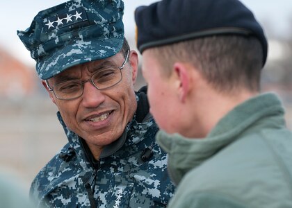 Adm. Cecil Haney, commander, U.S. Strategic Command, talks to 1st Lt. David Krigbaum, 90th Security Forces Group Tactical Response Force, during a Tactical Response Force demonstration at training launch facility Uniform-1, Dec. 3, 2013. During his visit, Haney thanked the Airmen for their service and stressed the vital nature of their contributions to our nation&#039;s nuclear deterrence mission. (U.S. Air Force photo by Rich Oriez)