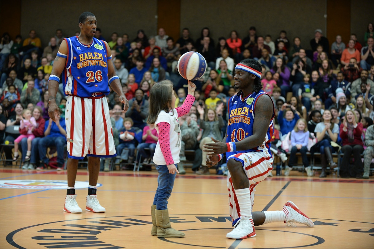 Harlem Globetrotters electrify Saber Nation with 91-78 victory >  Spangdahlem Air Base > Article Display