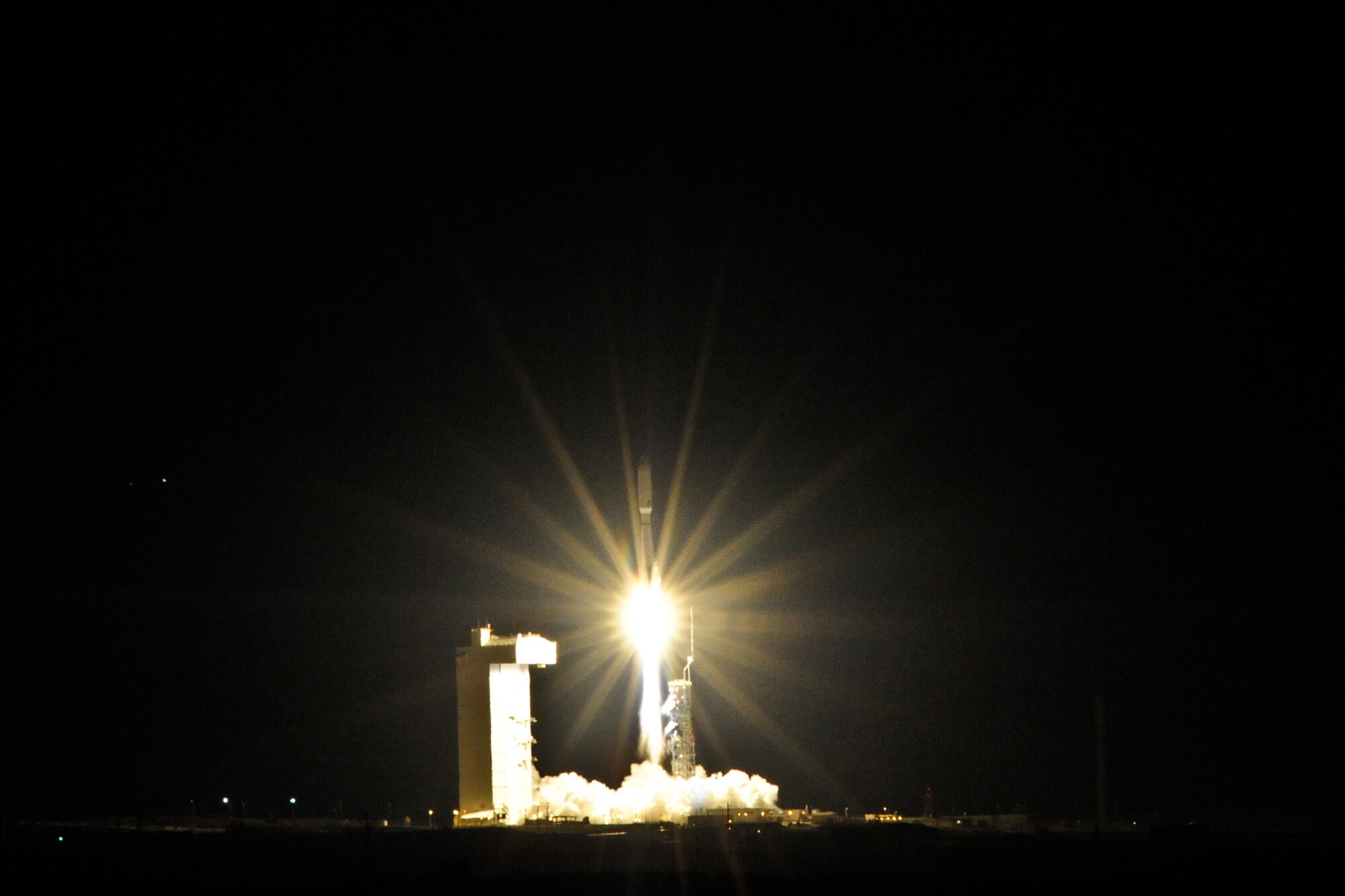 VANDENBERG AIR FORCE BASE, Calif. -- A United Launch Alliance Atlas V rocket carrying a National Reconnaissance Office payload launches here Dec. 5, 2013. The rocket launched at 11:14:30 PST from Space Launch Complex-3 by Team Vandenberg. (U.S. Air Force photo/ Airman 1st Class Yvonne Morales)