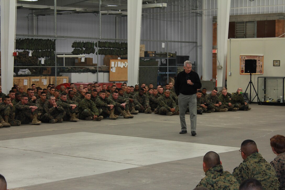 United States Marine Corps Lieutenant Colonel (Ret) Oliver L. North speaks to the students of Fort Leonard Wood.