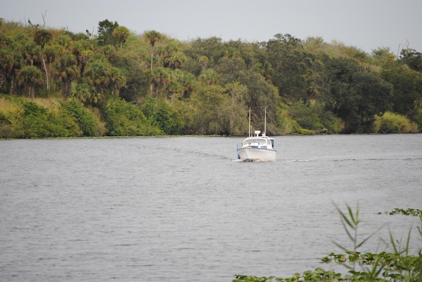 A boater approaches LaBelle on the Caloosahatchee River, part of the Okeechobee Waterway in south Florida. Jacksonville District is educating boaters on its anchoring policy to improve safety and reduce the risk of an accident on the 152-mile long waterway connecting Stuart and Fort Myers.