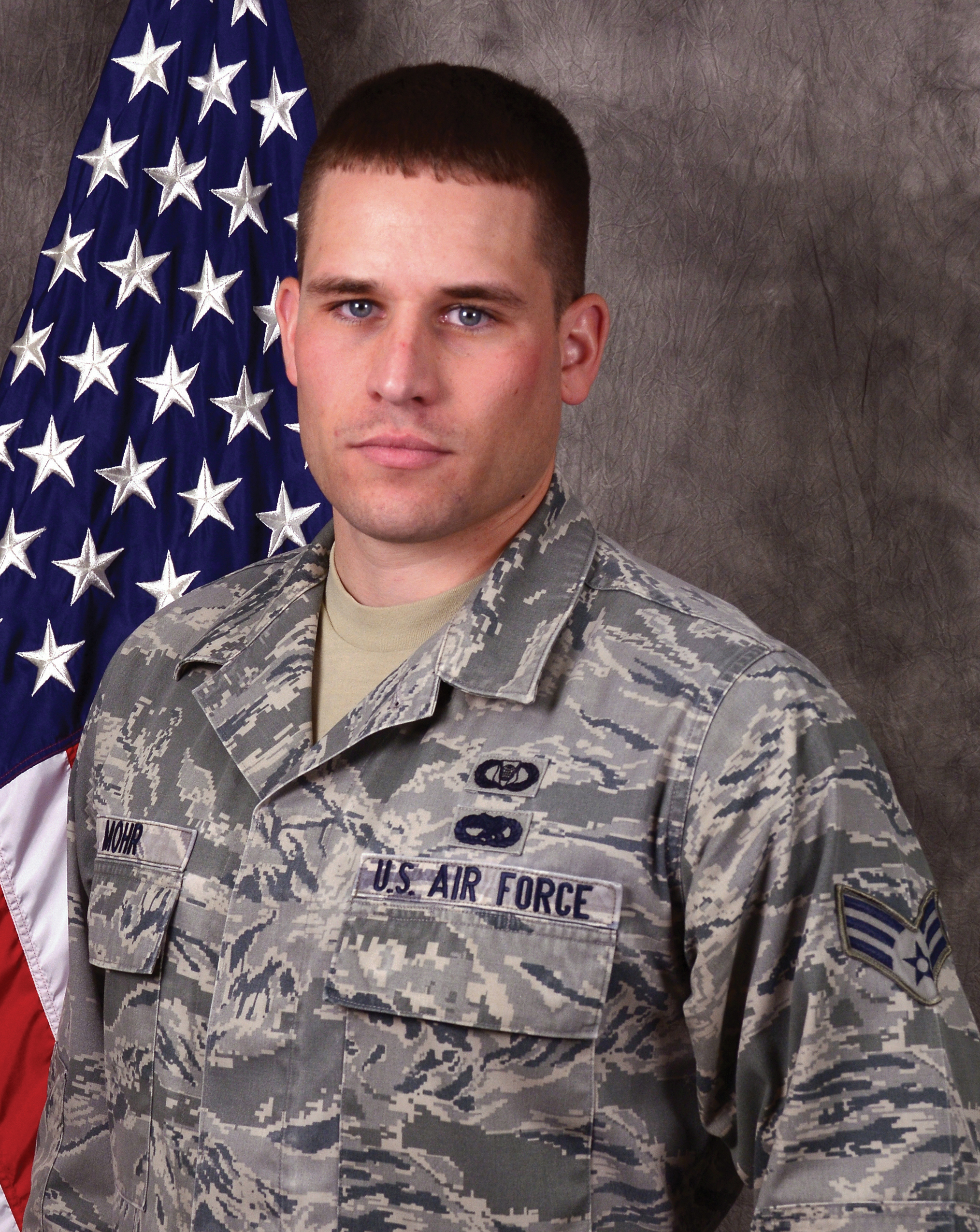 445 AW Airman of the Quarter, fourth quarter > 445th Airlift Wing