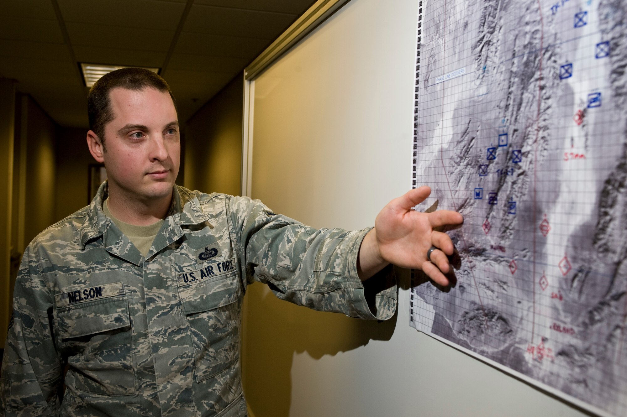 19th Weapons School NCO receives Nellis Top III MVP Award > Nellis Air