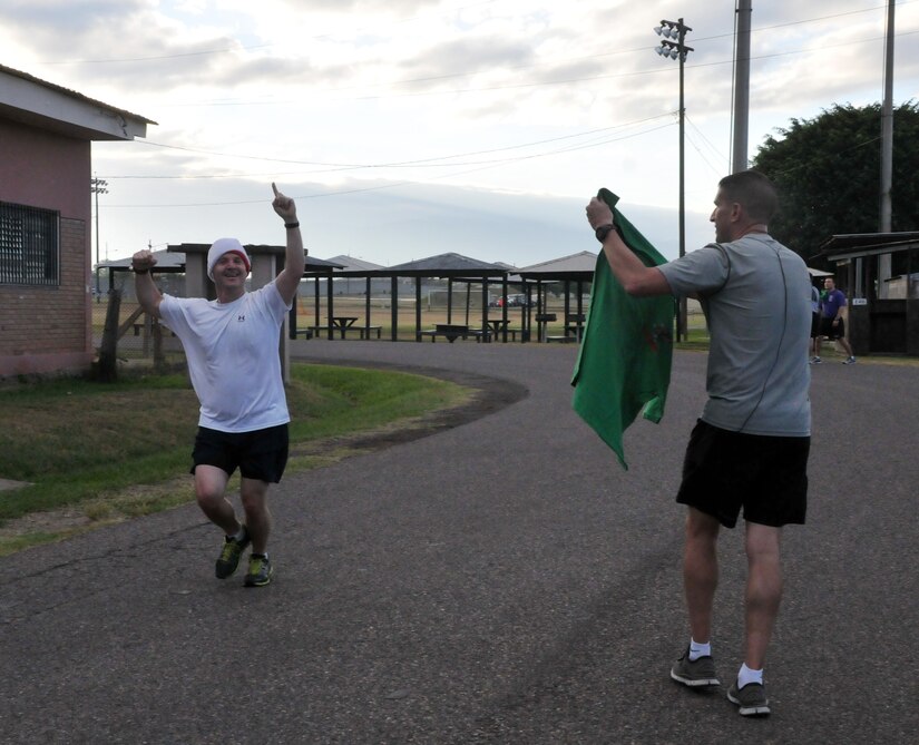 Joint Task Force-Bravo members participated in the “2013 Jingle Bell 5K Run & Walk” at Soto Cano Air Base, Honduras, Dec. 19, 2013. (Photo by Ana Fonseca)