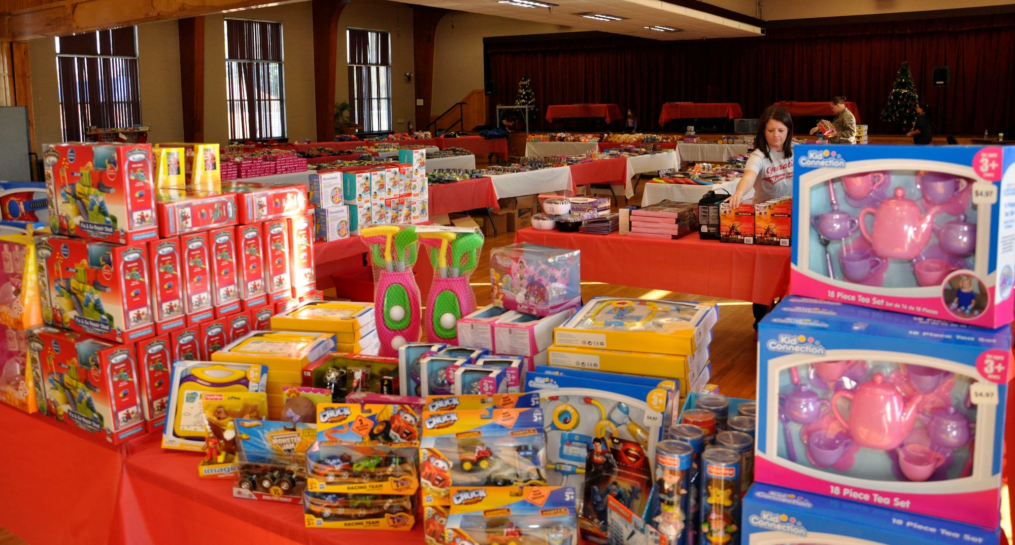 Approximately 6,000 toys were distributed to Airmen ranking E-6 and below Dec. 17, 2013, during Operation Homefront at Little Rock Air Force Base, Ark. This is the second year Operation Homefront has donated to Airmen at the Rock.  (U.S. Air Force photo by Senior Airman Regina Agoha)