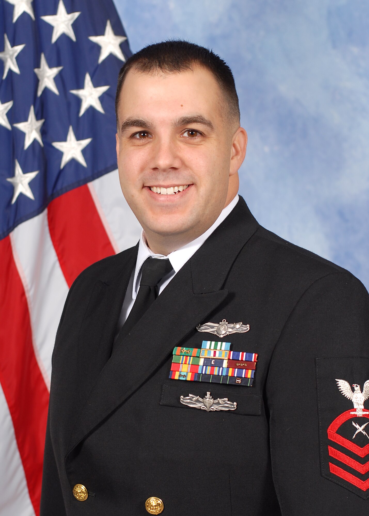 GOODFELLOW AIR FORCE BASE, Texas -- Navy Chief Petty Officer Thomas Long, Center for Information Dominance Detachment, is the Team Goodfellow 2012 Senior NCO of the Year. The annual awards program recognizes military and civilian personnel who compete in 20 categories for their significant contributions to the 17th TRW, the community and the mission. (U.S. Air Force photo/Airman 1st Class Michael Smith) 
