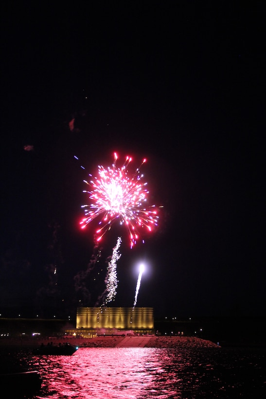 Fireworks celebrating the 50th Anniversary Oahe Dam.  
