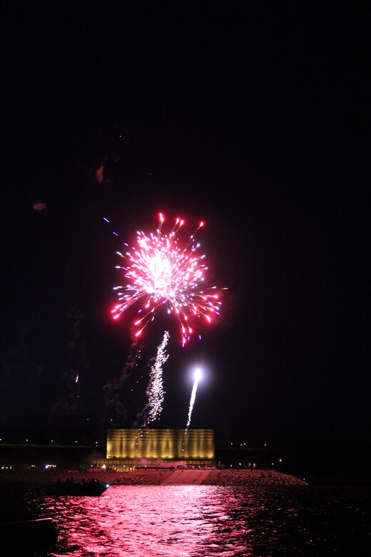 Fireworks celebrating the 50th Anniversary Oahe Dam.  
