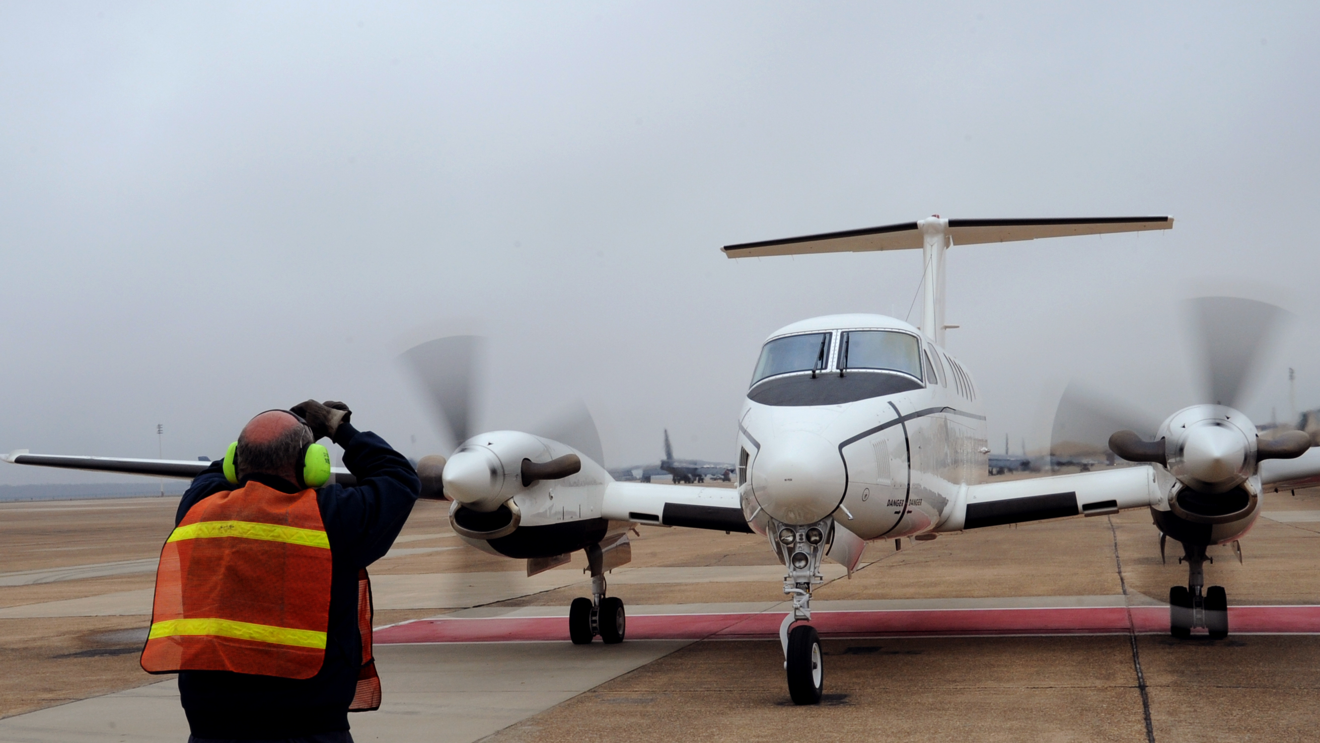 Transient alert get aircraft in and out