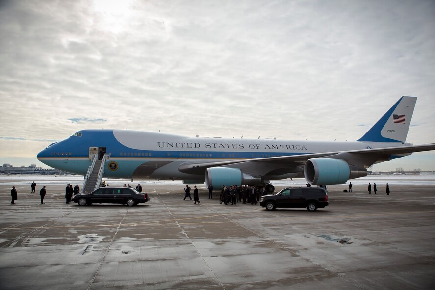 President Barack Obama arrives at the 934th Airlift Wing, Minneapolis-St. Paul Air Reserve Station, Minn., for a discussion about gun control at the Minneapolis Police Department Special Operations Center.  (U.S. Air Force Photo/Keith Langsdorf)
