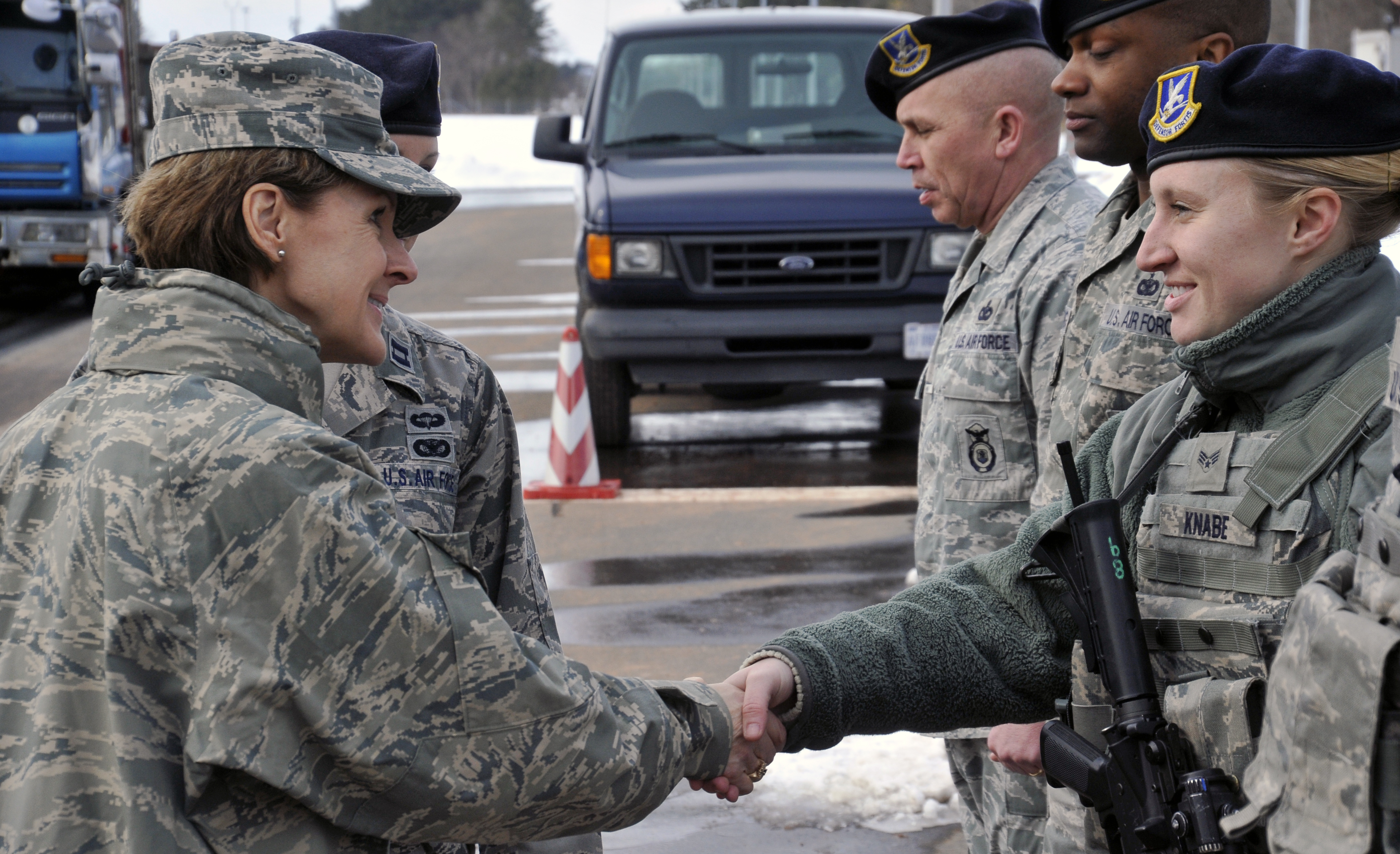 Lt. Gen. Fedder visits Misawa for first time > Misawa Air Base