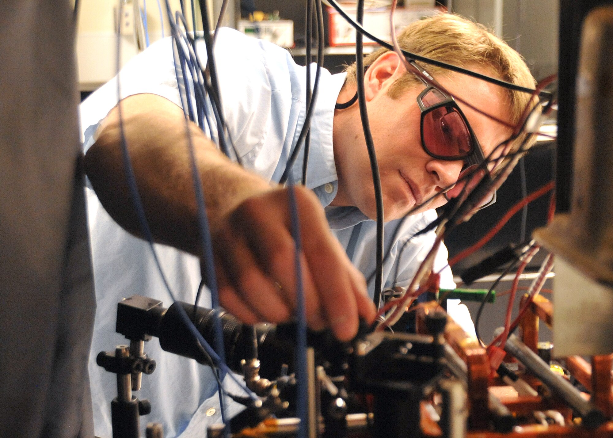 AFRL’s Dr. Matthew Squires, a scientist with Space Vehicles Directorate, received a Presidential Early Career Awards for Scientists and Engineers for his work with laser-cooled atoms. (AFRL Image)