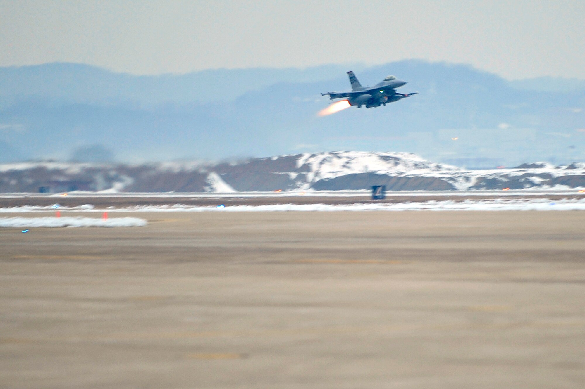 The 36th Flying Squadron launches Osan’s first combat sorties for operational readiness exercise Beverly Bulldog 13-02 at Osan Air Base, Republic of Korea, Feb. 12, 2013. This exercise is Osan’s second ORE of 2013. (U.S. Air Force photo/Airman 1st Class Alexis Siekert)