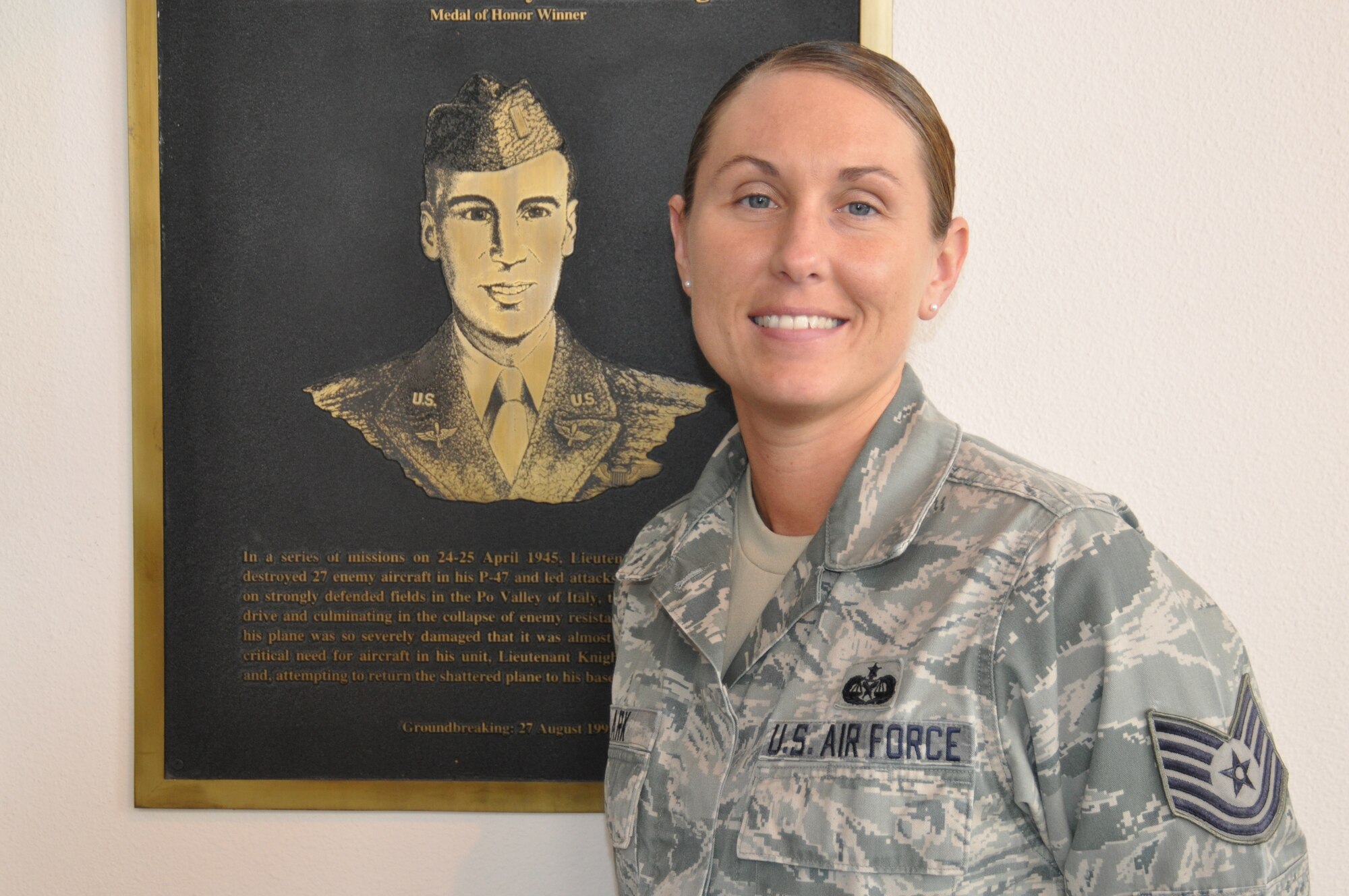 “My job in the Blue Flag exercise is to provide attorney support and to coordinate with members of the Air Force Forces staff on legal issues such as foreign claims, status of forces agreement issues, military justice/jurisdiction issued in our area of responsibility,” said Tech. Sgt. Stephanie Clark, 12th Air Force (Air Forces Southern) Judge Advocate office.” (U.S. Air Force photo by Master Sgt. Kelly Ogden/Released). 