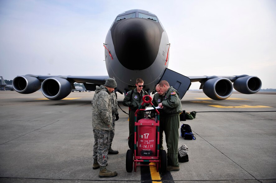 U.S. Air Force Airmen conduct preflight inspections during exercise RAZOR TALON on Seymour Johnson Air Force Base, Feb. 7, 2013. RAZOR TALON is a monthly, large force exercise and joint-unit training opportunity to employ cutting edge operational concepts such as AirSea Battle and Maritime Air Support on the Atlantic Coast. (U.S. Air Force photo by Master Sgt. Shane A Cuomo)