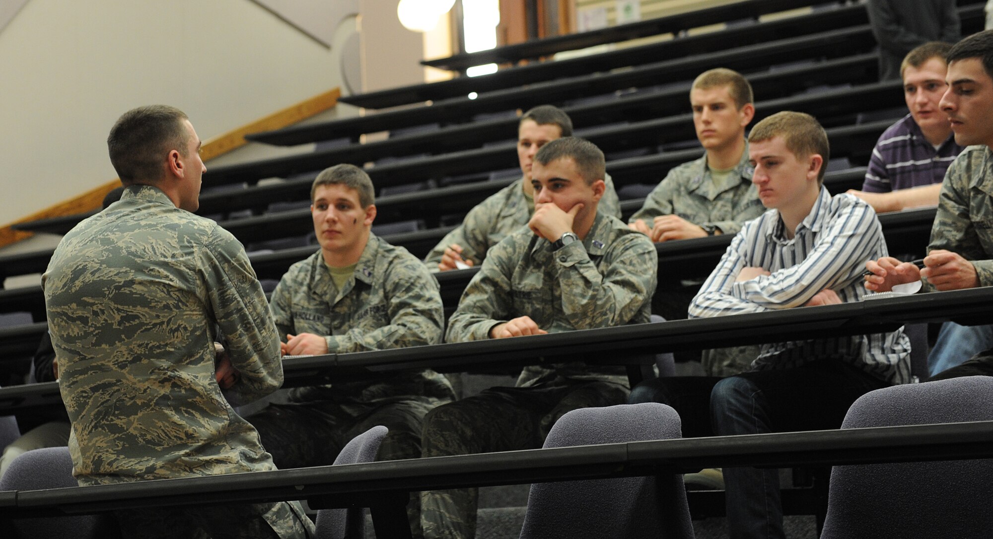 Second Lt. Ben Shafer, 22nd Civil Engineer Squadron deputy chief programs flight commander, briefs Kansas State University ROTC cadets during a mentoring session at Feb. 7, 2013, Manhattan, Kan. Shafer was one many company grade officers who briefed more than 60 cadets about the Air Force and their specific duty assignments.  (U.S.  Air Force Photo/2nd Lt. Jessica Brown)