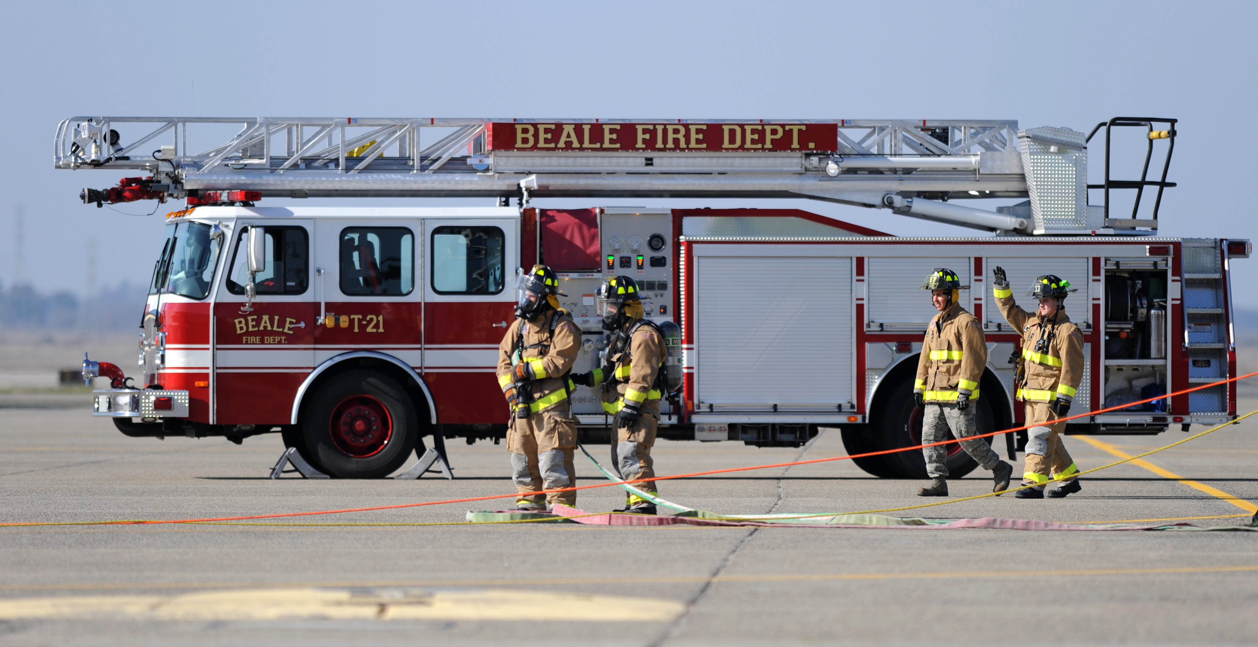 Photos Beale firefighters conduct pilot rescue exercise > Beale Air Force Base > Article Display