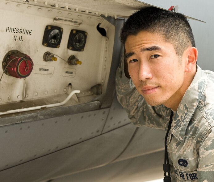 Senior Airman Robert Otsubo, Airman of the Week