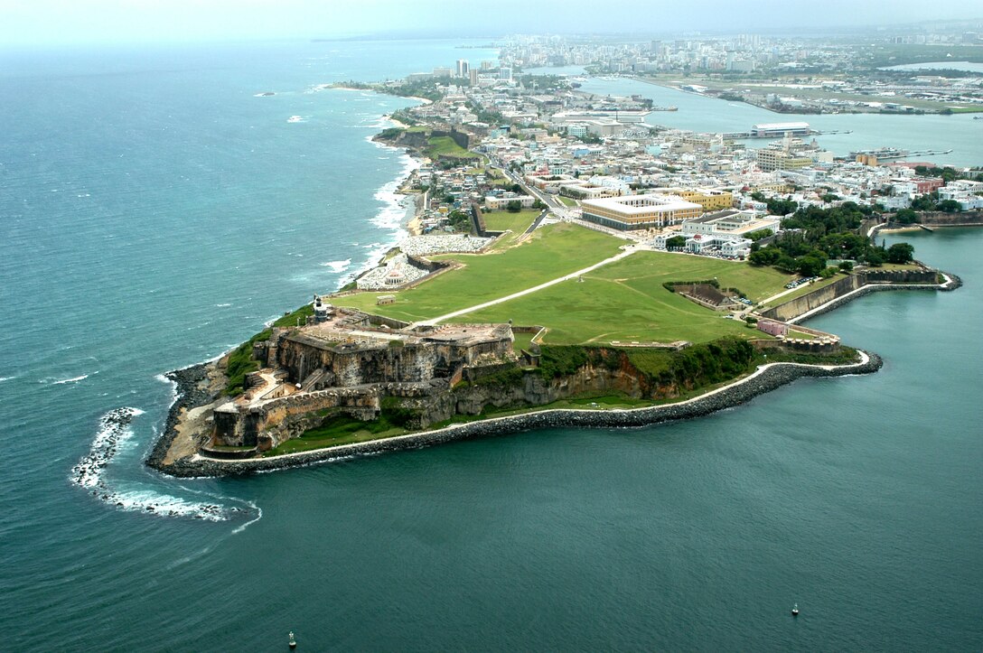 Castillo San Felipe del Morro, a World Heritage Site on the northernmost point of Puerto Rico, was built in the 1500s to defend the port of San Juan and control access to the harbor. 
