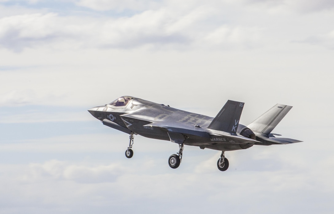 First F-35B Flight for VMFA-121