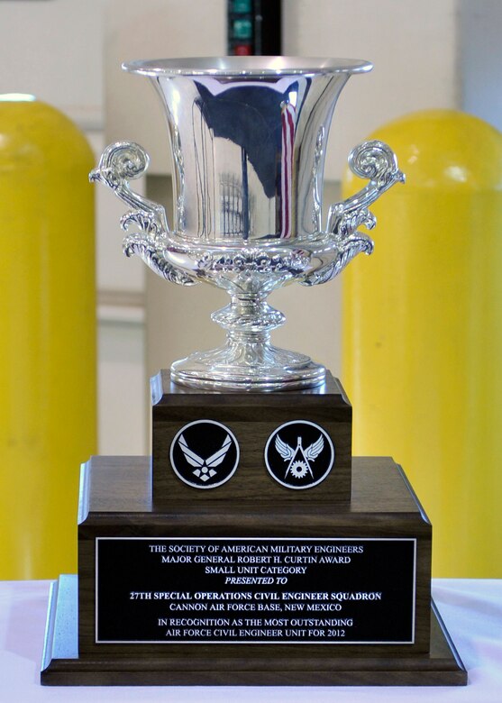 27 SOCES named Outstanding Civil Engineer Unit > Air Force Special