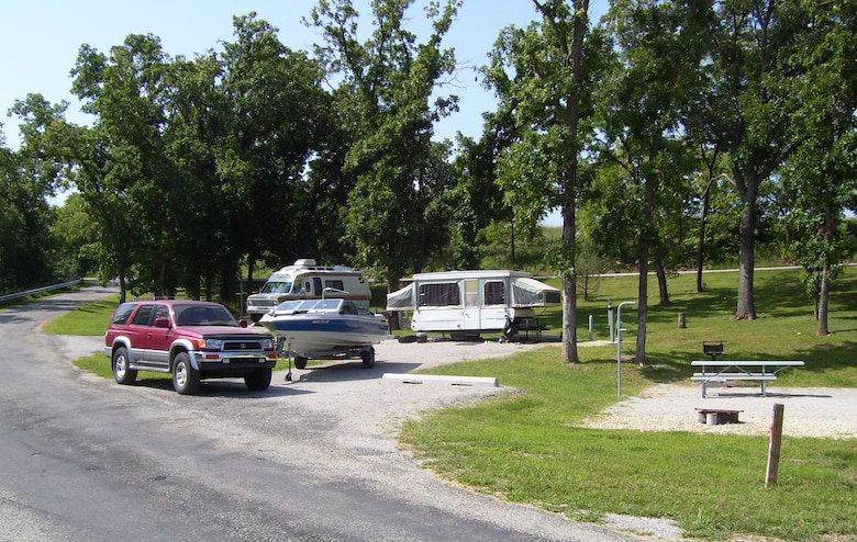 Tuttle Creek Cove campsites in the Tuttle Point Loop