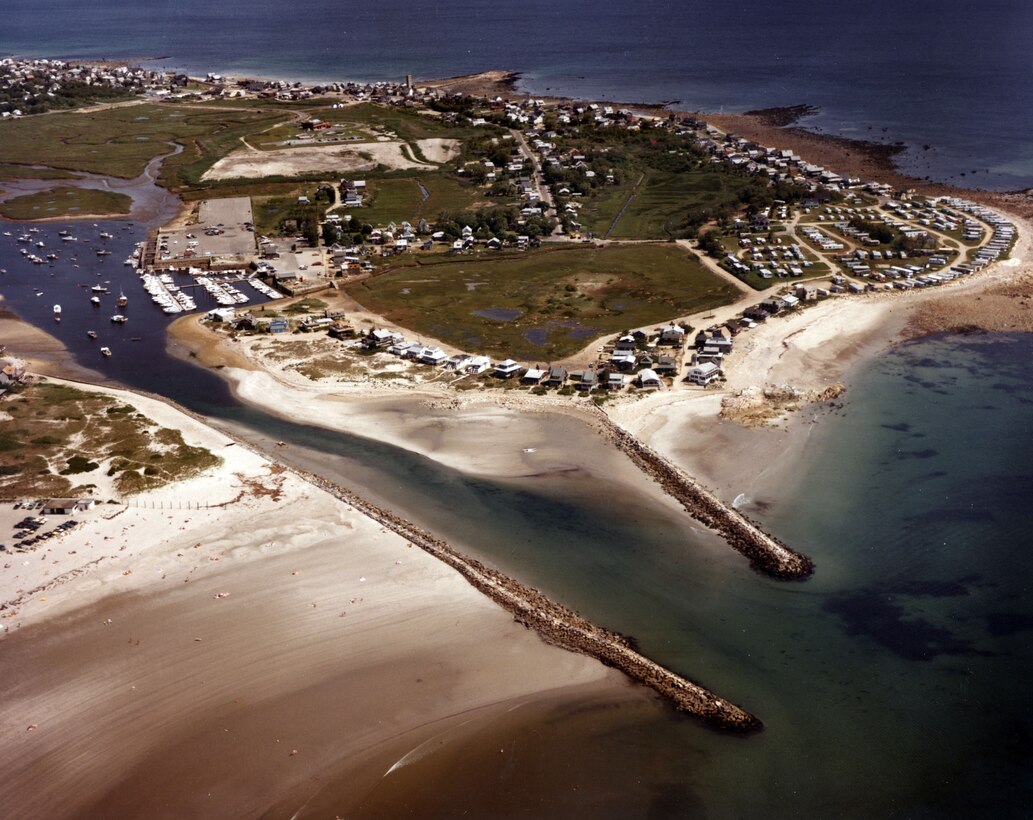 Aerial view of Green Harbor. Green Harbor in Marshfield, MA is situated in the northwestern end of Cape Cod Bay, about 30 miles southeast of Boston and nine miles north of Plymouth Harbor. It is located at the mouth of Green Harbor River, a small stream that drains nearby marshlands.