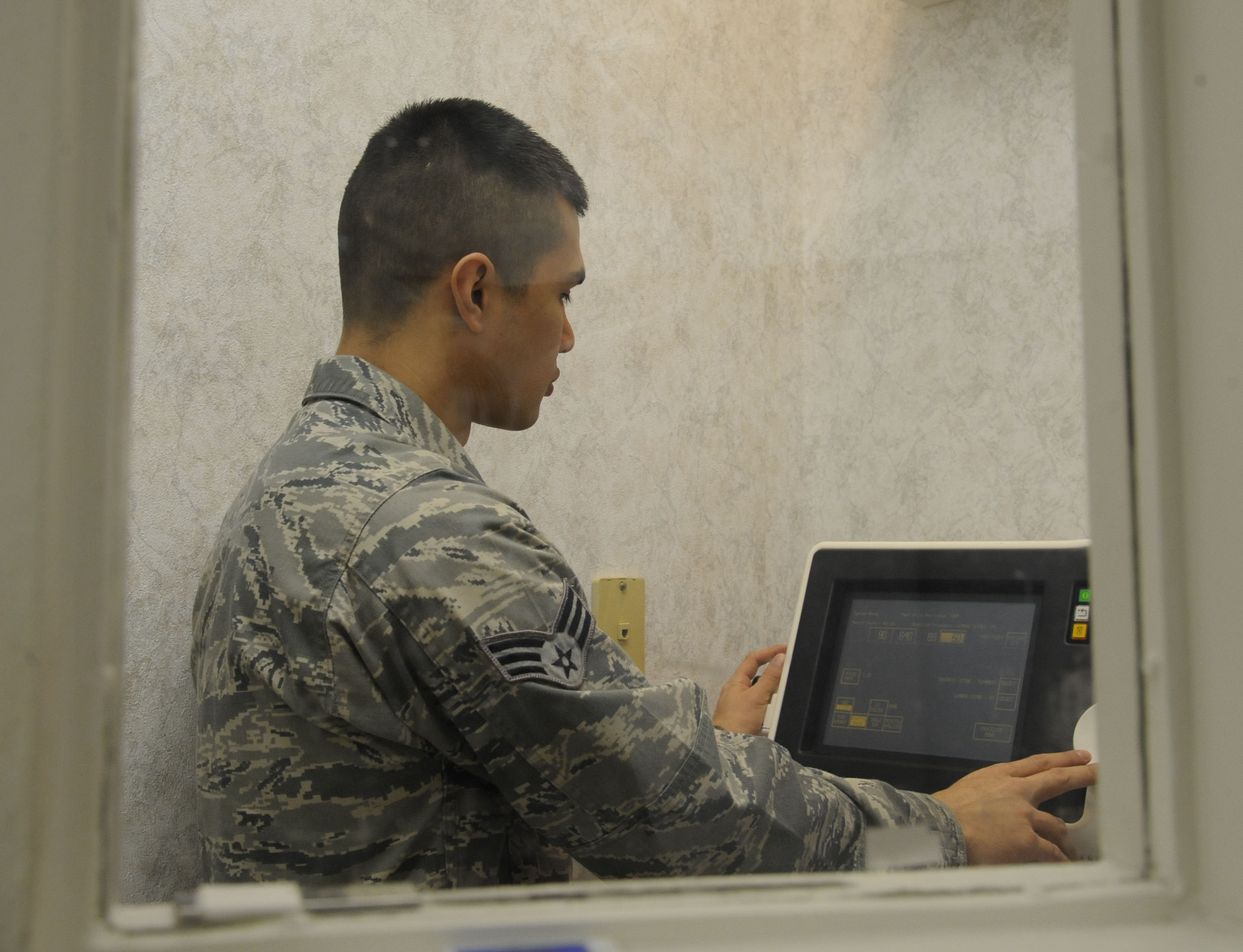 Radiology Airmen provide an in-depth look into the human body ...