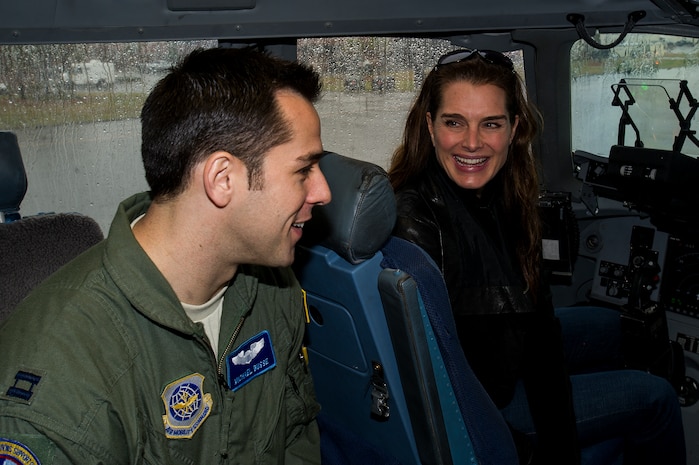 Actress Brooke Shields takes the pilot’s seat as Capt. Michael Busse, 16th Airlift Squadron pilot, explains the crew’s responsibilities in the cockpit of a C-17 Globemaster III Feb. 22, 2013, at Joint Base Charleston-Air Base, S.C. Shields was at JB Charleston preparing for her upcoming role on the TV series Army Wives. (U.S. Air Force photo/Staff Sgt. Rasheen Douglas)