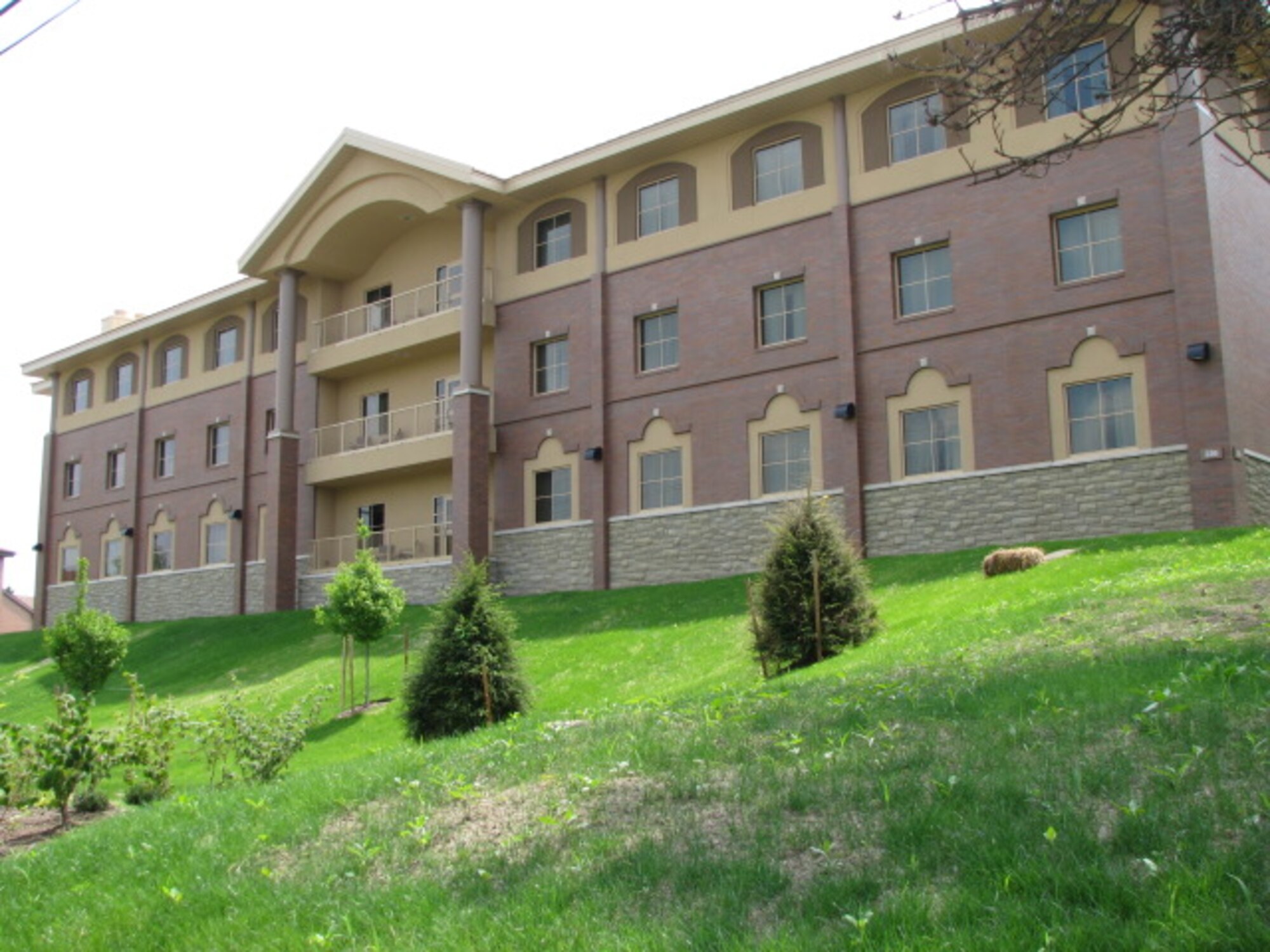 Building 226, the newest of lodging facilities at the 911th Airlift Wing, has recently been awarded a gold certification under Leadership in Energy and Environmental Design by the U.S. Green Building Council.
