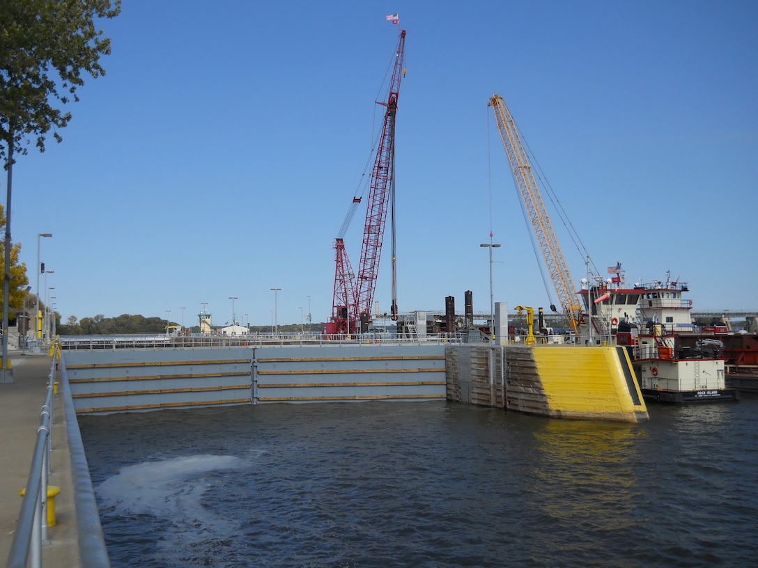 New miter gates were installed at Lock and Dam 20 in October by the Mississippi River Project Structures Maintenance Unit. The new gates replaced the original gates that had been in place since the lock opened in 1935.