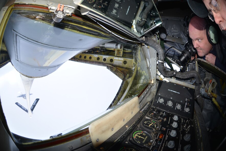 Phil Cochrane, 525th FS Honorary Commander and BP vice president of external affairs, watches a Raptor refuel Jan. 5. The 477th FG hosted its first civic leader flight, allowing for community leaders to see the Reserve F-22 mission up close. (U.S. Air Force Reserve/Capt. Ashley Conner)