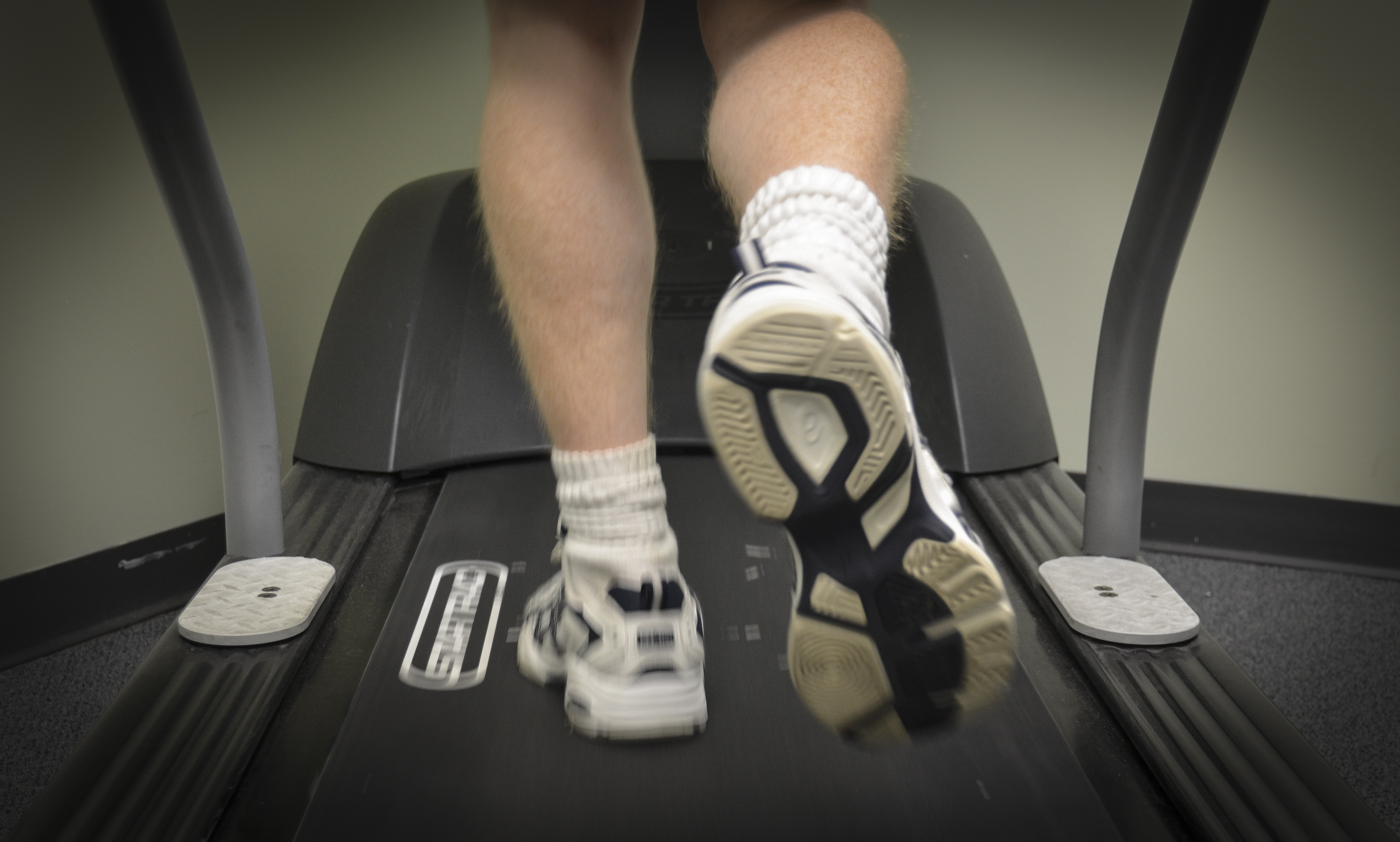 running shoe store with gait analysis