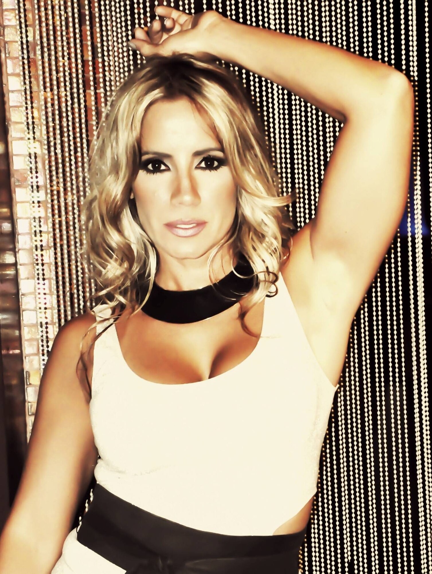 Latin singer Melina León will help kick-off the Band's 2013 Guest Artist
Series. (Photo provided by artist)

