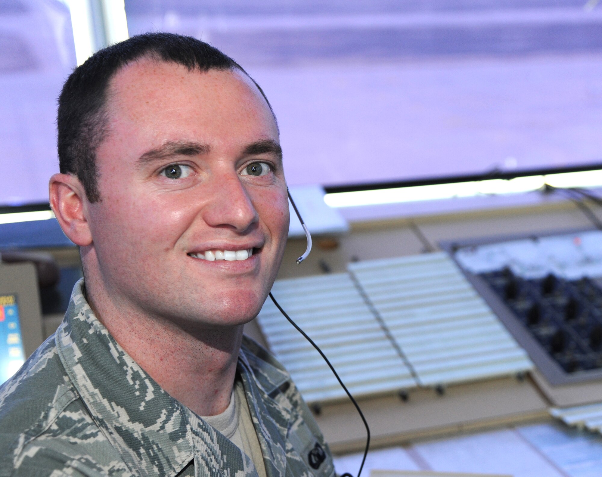 Airman 1st Class Scott Woodbury, an air traffic controller in the control tower at Vance Air Force Base, Okla., was selected for early promotion to senior airman under the below-the-zone program. (U.S. Air Force photo/ Airman 1st Class Frank Casciotta)