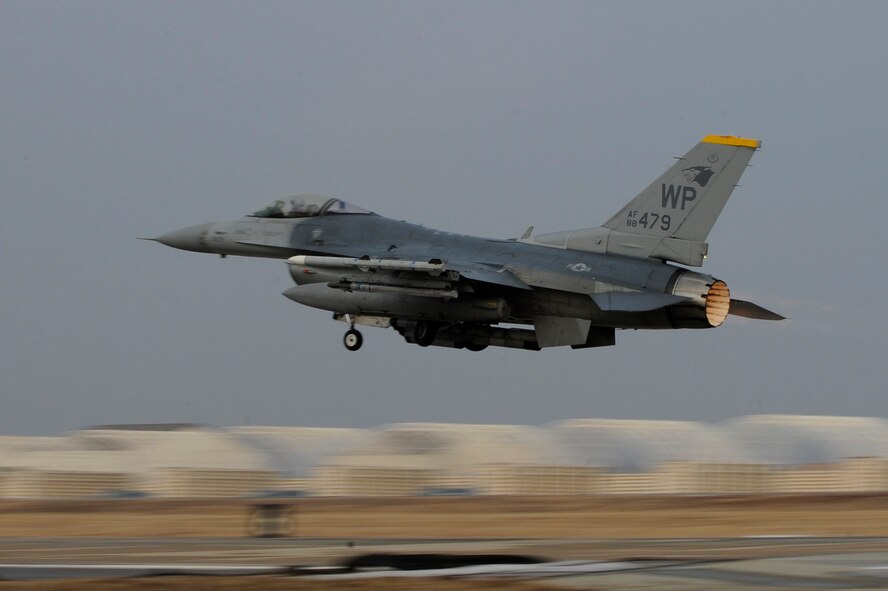 An F-16 Fighting Falcon with the 8th Fighter Wing takes off during exercise Beverly Midnight 13-1 at Kunsan Air Base, Republic of Korea, Jan. 16, 2013. The exercise is an assessment of U.S. and ROK air forces capabilities and combat readiness. (U.S. Air Force photo by Senior Airman Marcus Morris/Released)