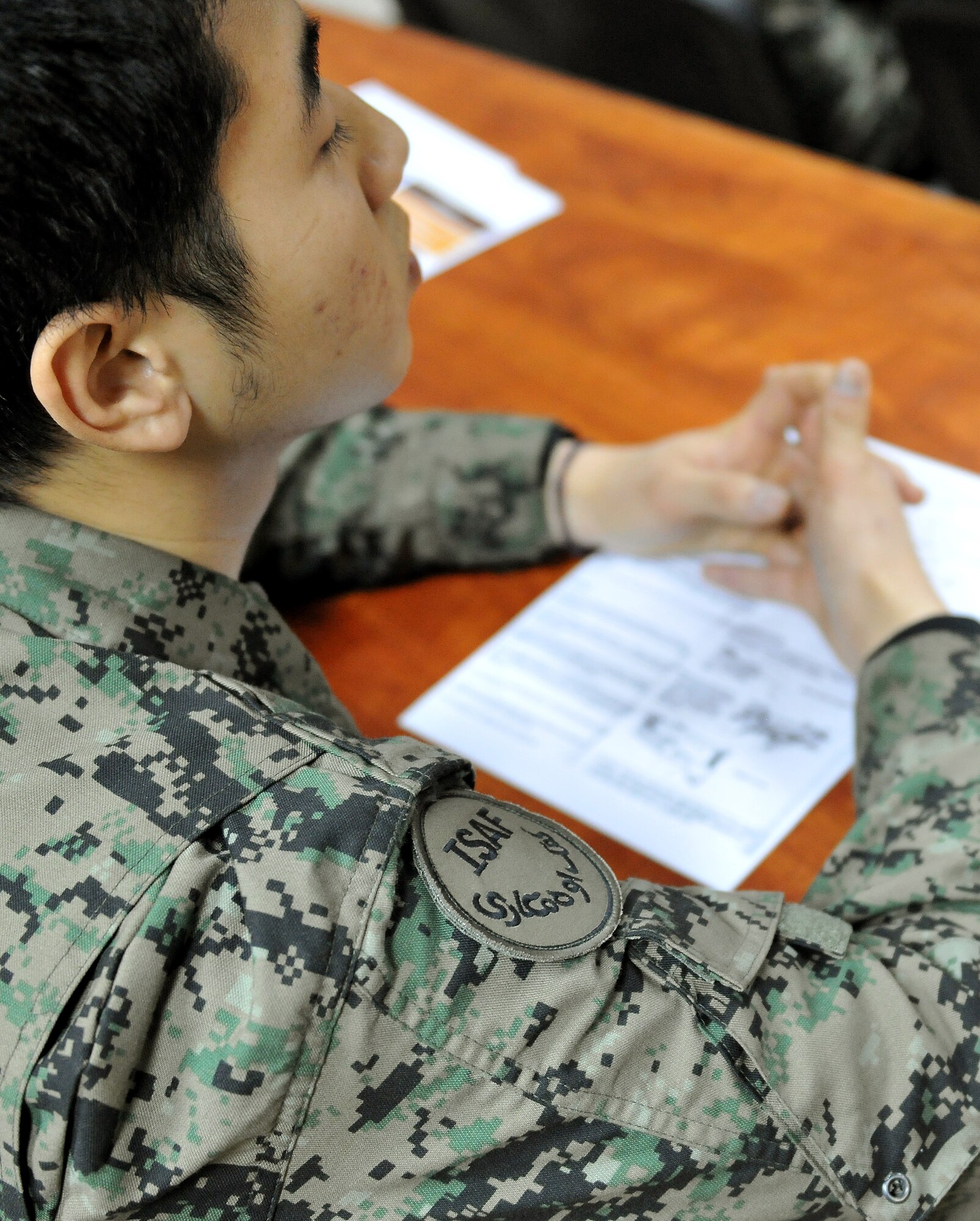 Members of the Republic of Korea Army security forces participate in a joint training program at Bagram Airfield, Afghanistan, Jan. 16, 2013.  The “Use of Force” training was to provide the ROK security forces with some of the same guidelines U.S. forces use in hostile situations.  (U.S. Air Force photo/Senior Airman Chris Willis)