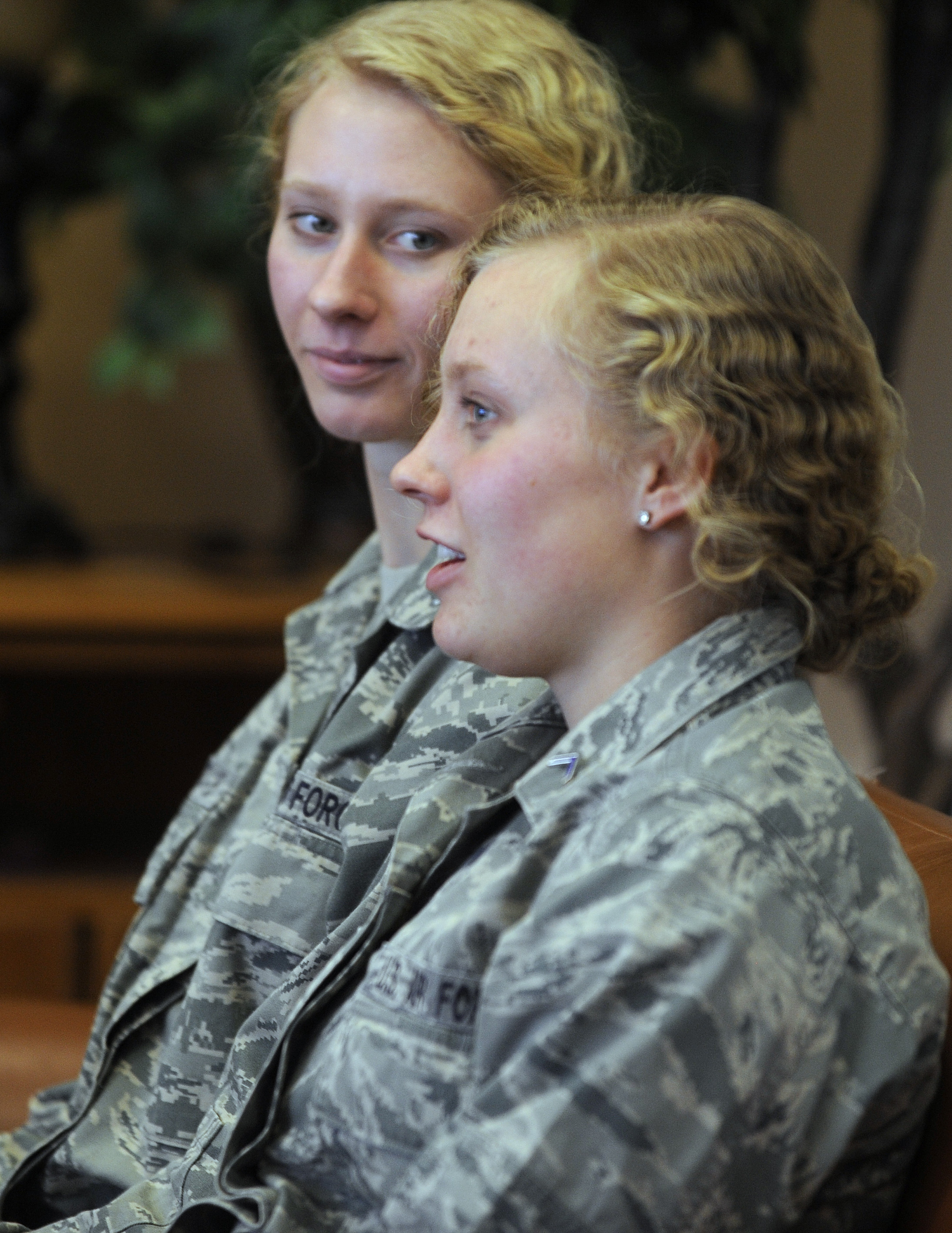 Twin legacy: 2nd-generation twins gain independence while attending ...