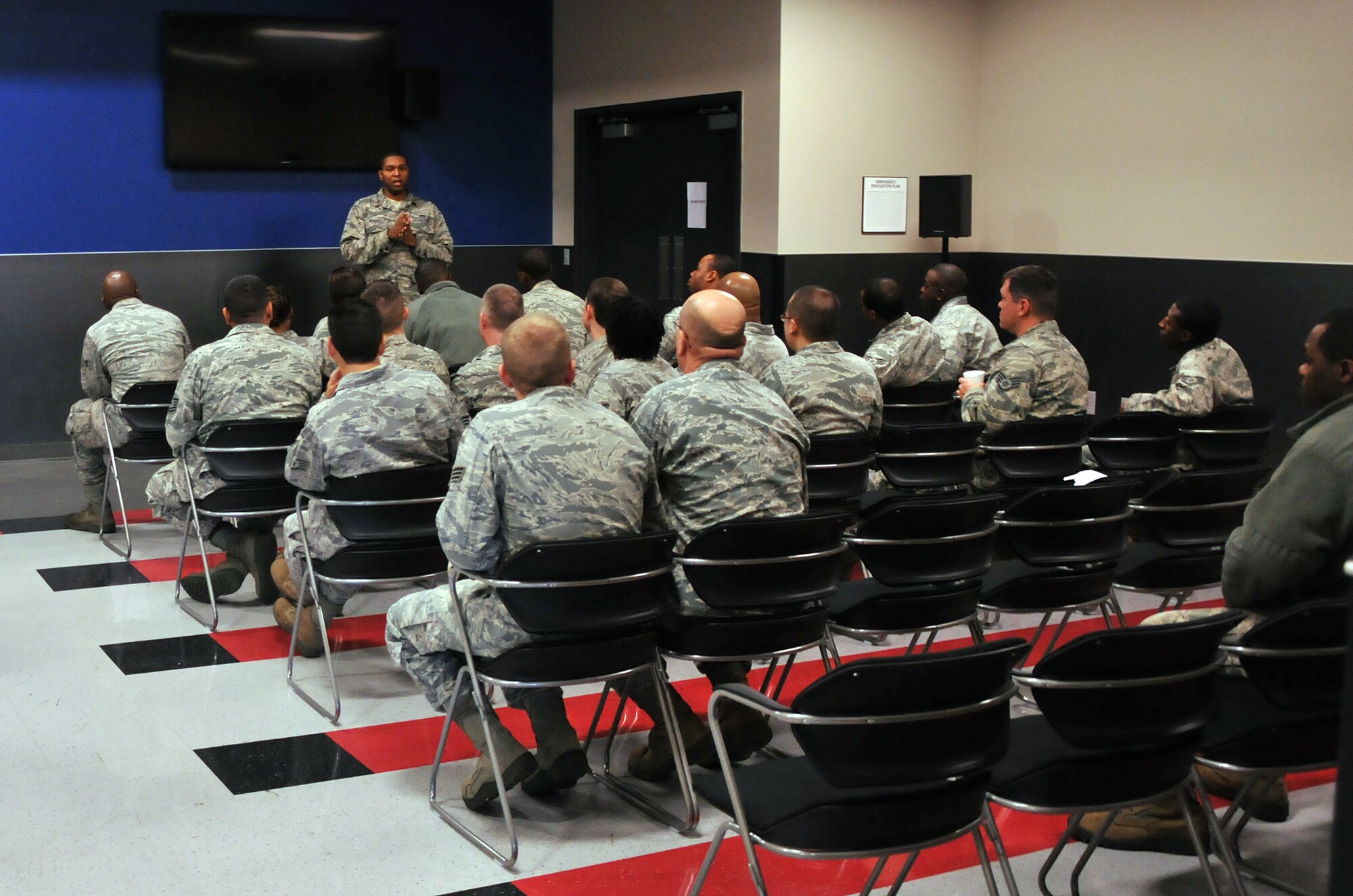 Members of the 94th Civil Engineering Squadron gather in building 819 for final briefings before their departure to Silver Flag, Jan. 11. Twenty-eight Airmen from the 94th Civil Engineering Squadron departed from Dobbins Air Reserve Base for a Silver Flag exercise at Tyndall Air Force Base, Fla. (U.S. Air Force photo/Senior Airman Elizabeth Van Patten)