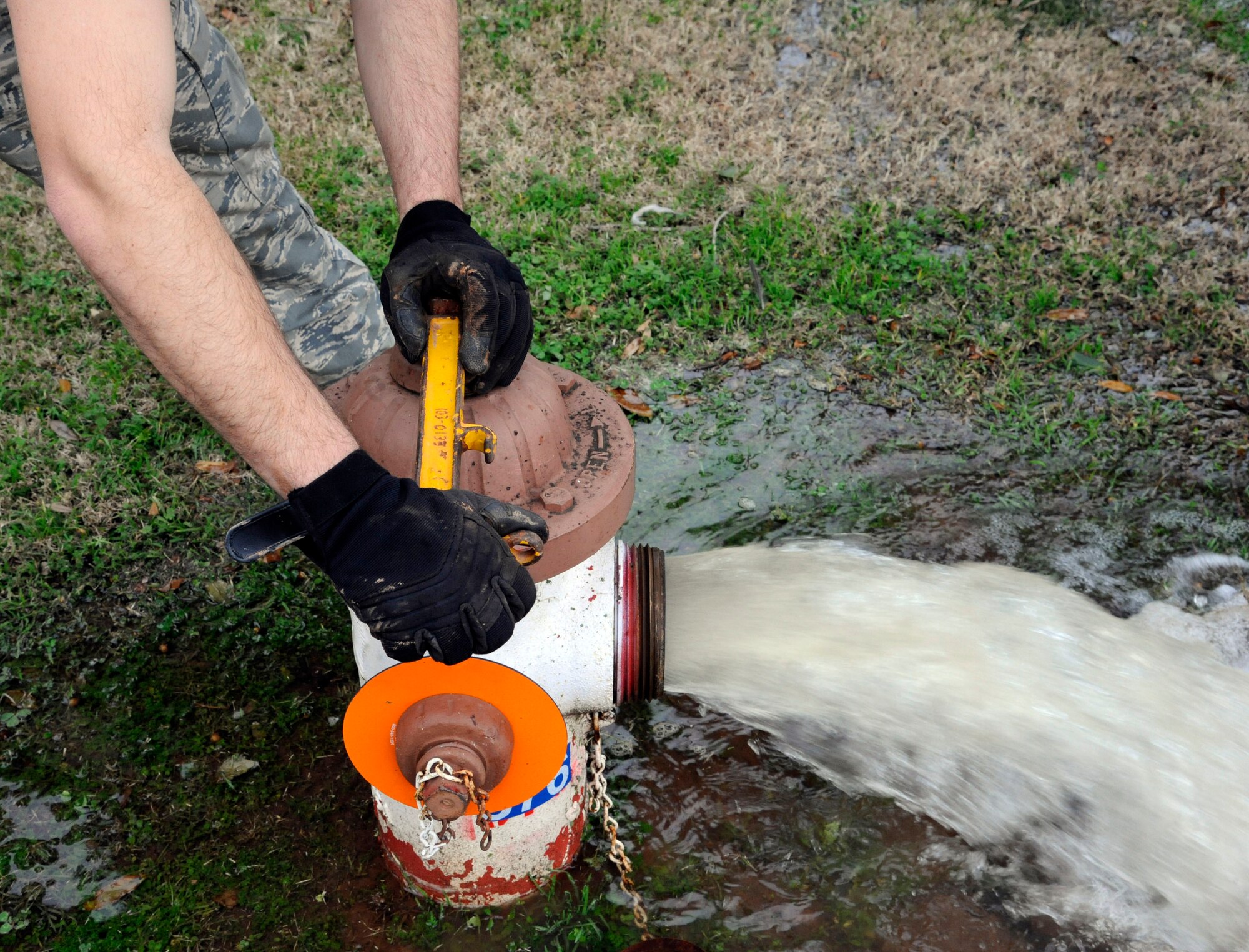 Staff Sgt. Thomas Zweydoff, 2nd Civil Engineer Squadron utilities craftsman, shuts off a fire hydrant on Barksdale Air Force Base, La., Jan. 25. The 2 CES is responsible for maintaining base infrastructure and setting up construction projects. (U.S. Air Force photo/Airman 1st Class Andrew Moua)