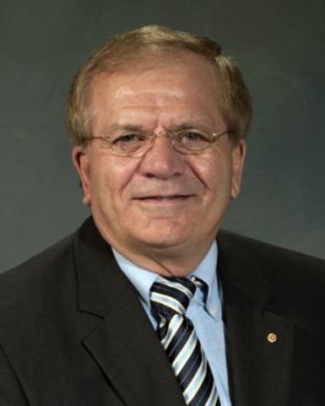 Dr. Paul Mlakar 